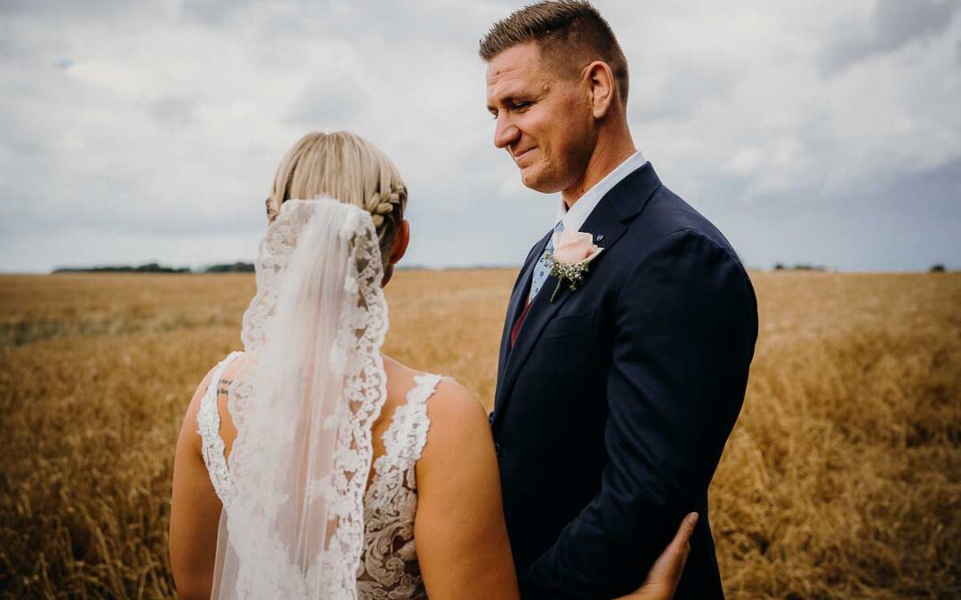 Photos That Your Wedding Photographer